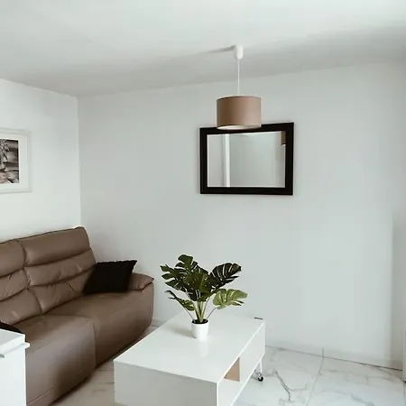 44m2 Avec Piscine * Morieres-les-Avignon